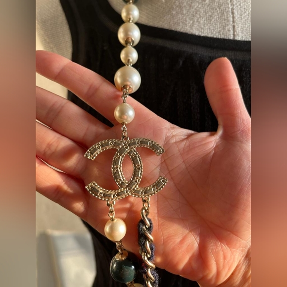 Chanel necklace - Picture 3 of 7